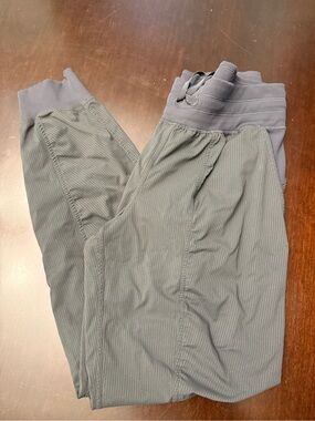 lululemon athletica Women's Gray Track Jogger Pants